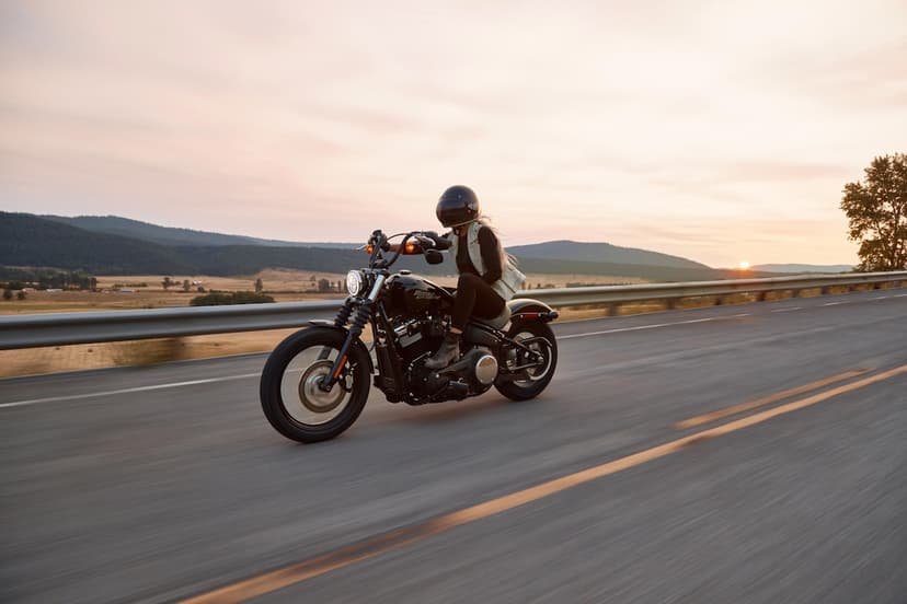 imagine-blog-Contract vânzare-cumpărare motocicletă, scuter sau ATV 2026 — ghid complet